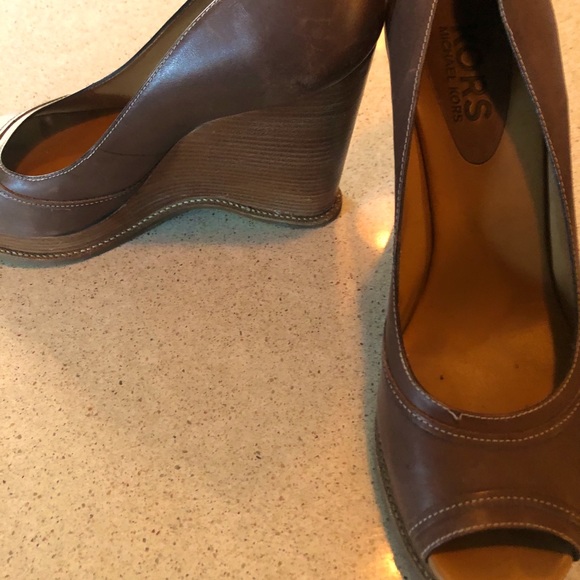 Michael Kors platform wedges - Picture 1 of 4
